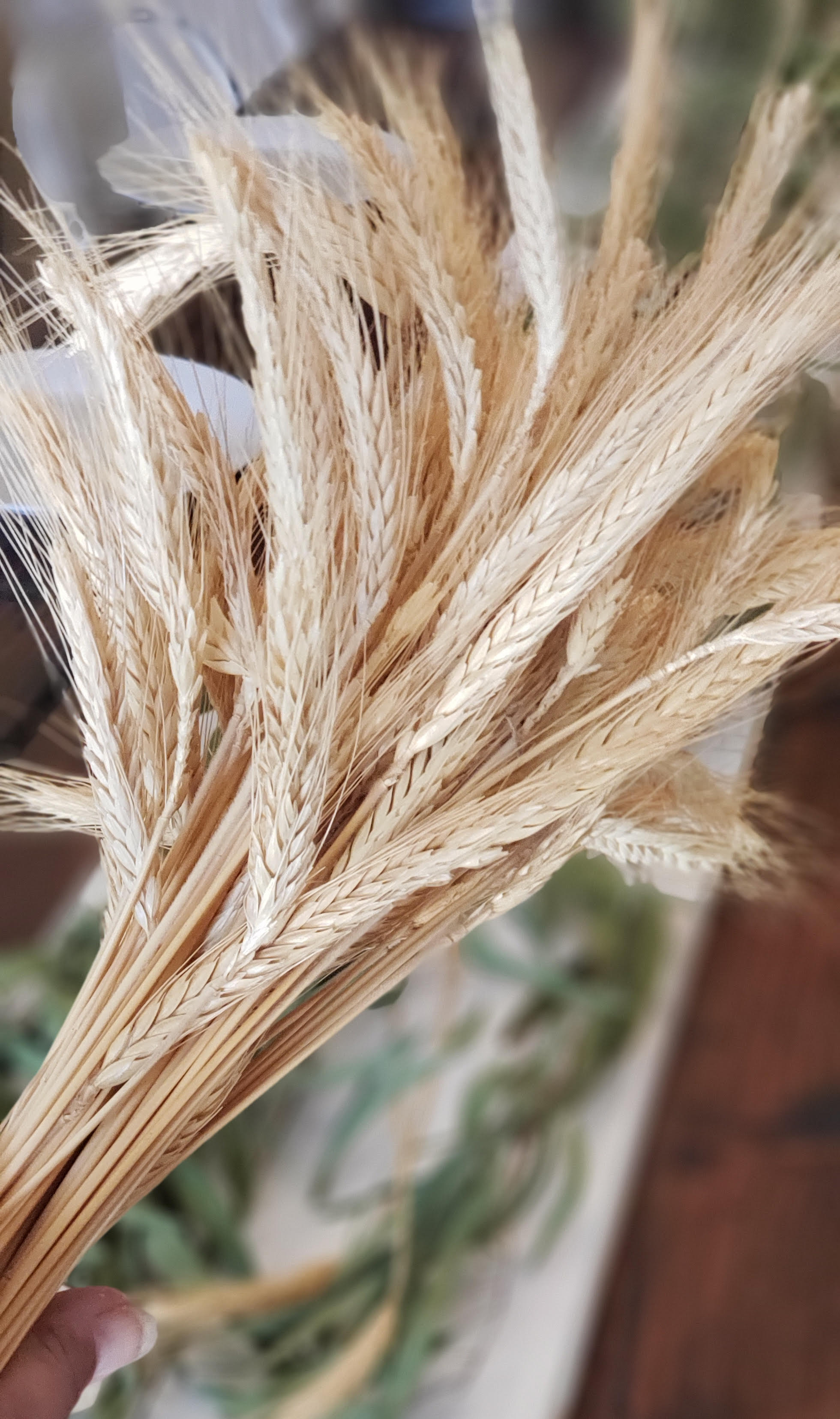 bundle of wheat for tablescape